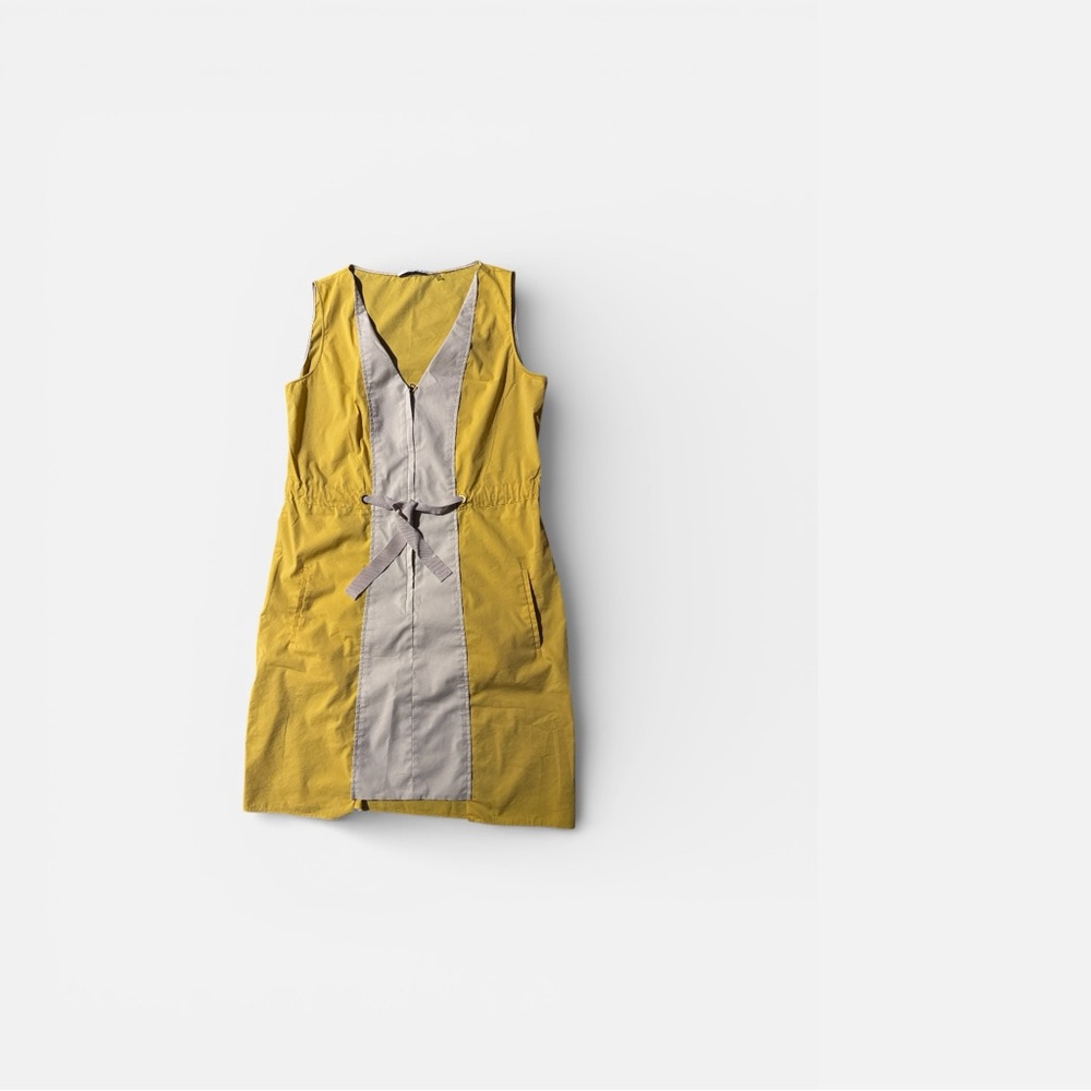 Tahari Yellow and Gray Midi Dress